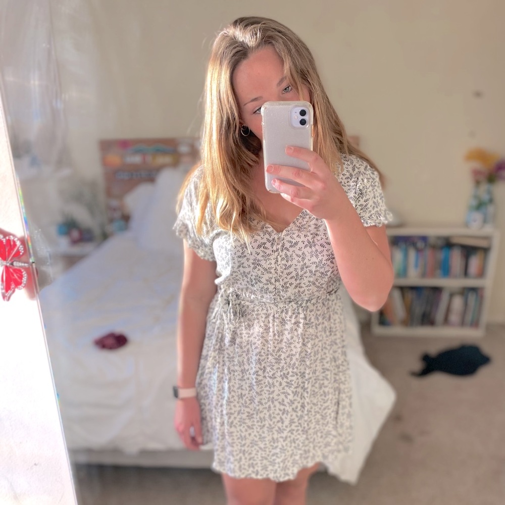 H&M Dress 🌟
